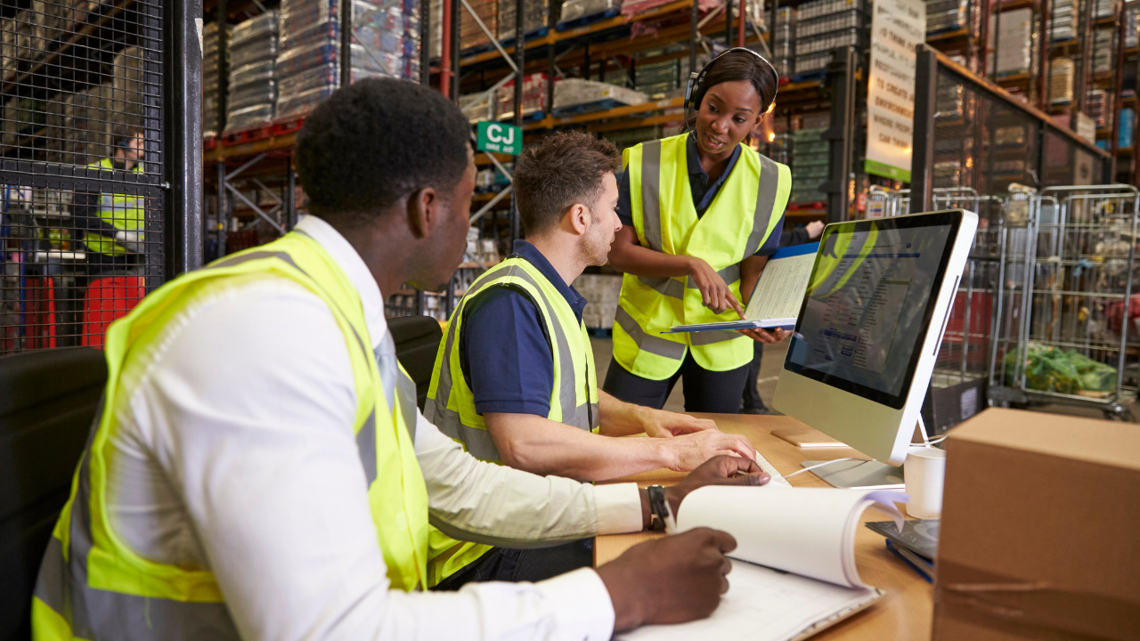 13 Manufacturers Who Transformed Their Supply Chain with AI-Powered Automation